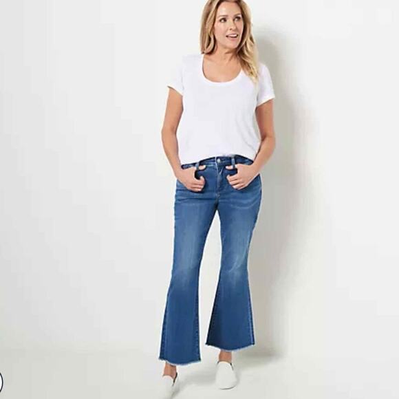 NYDJ Ava Daring Ankle Flare Fray Hem Jeans  Size 16 Foundry - Picture 6 of 15